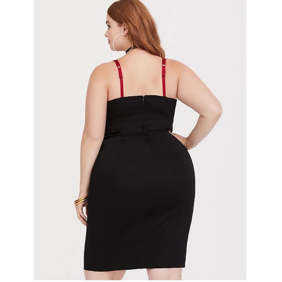 NWOT TORRID BETTY & VERONICA - BLACK & RED LIPSTICK BODYCON BUSTIER DRESS - Picture 3 of 5